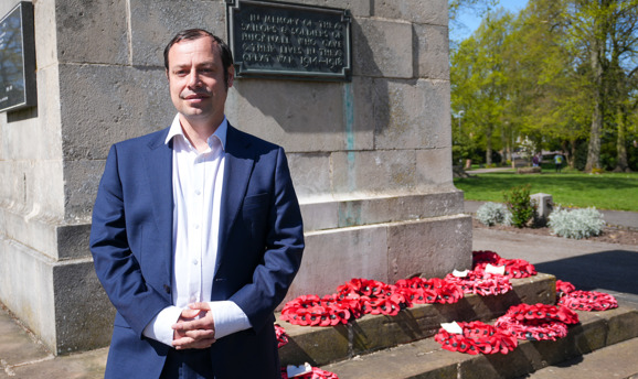 Cllr Lee Waters at the Hucknall War Memorial
