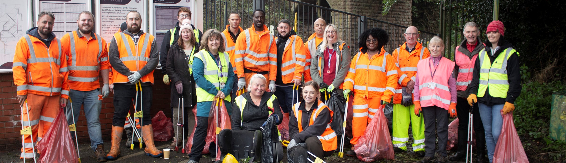 Ashfield volunteers, east midlands rail adopters and worker from Van Elle 